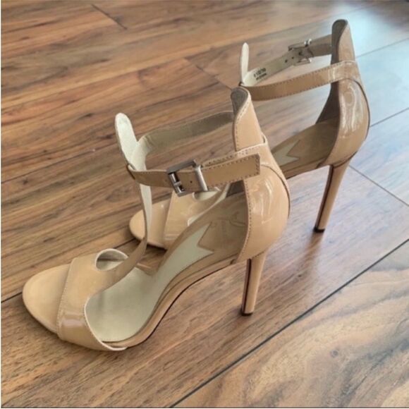 Brian Atwood Nude Patent T-Strap Sandals - Picture 6 of 6